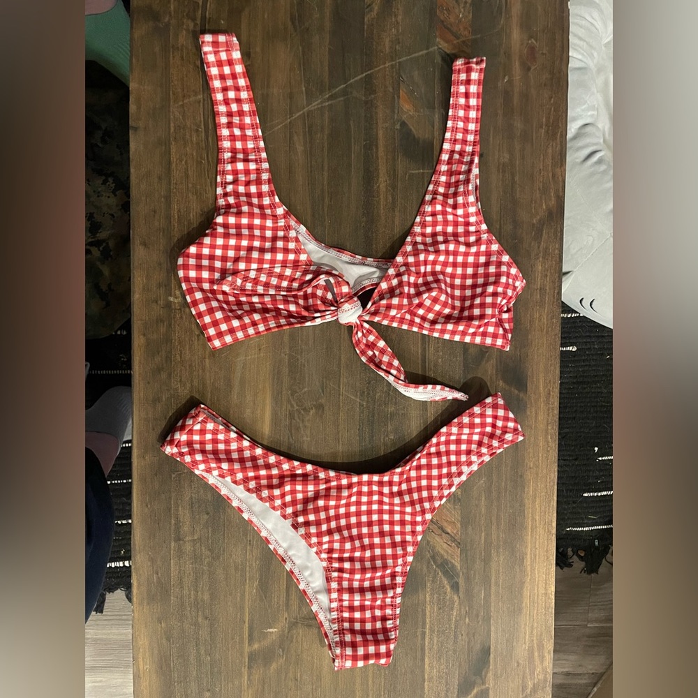 Red picnic patterned bikini